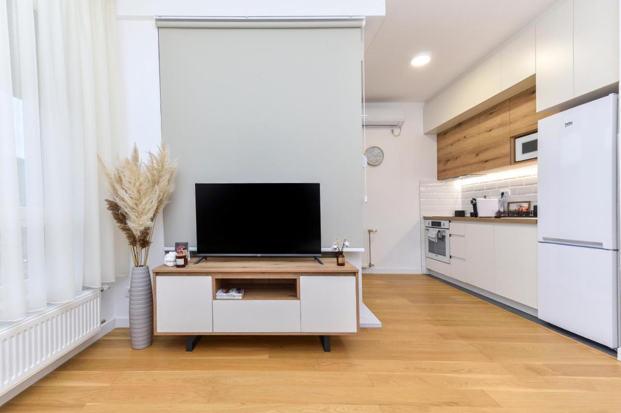 Divine & Delight Apartments Νόβι Σαντ Εξωτερικό φωτογραφία