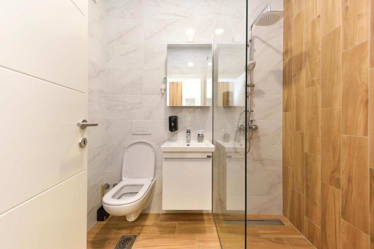 Divine & Delight Apartments Νόβι Σαντ Εξωτερικό φωτογραφία