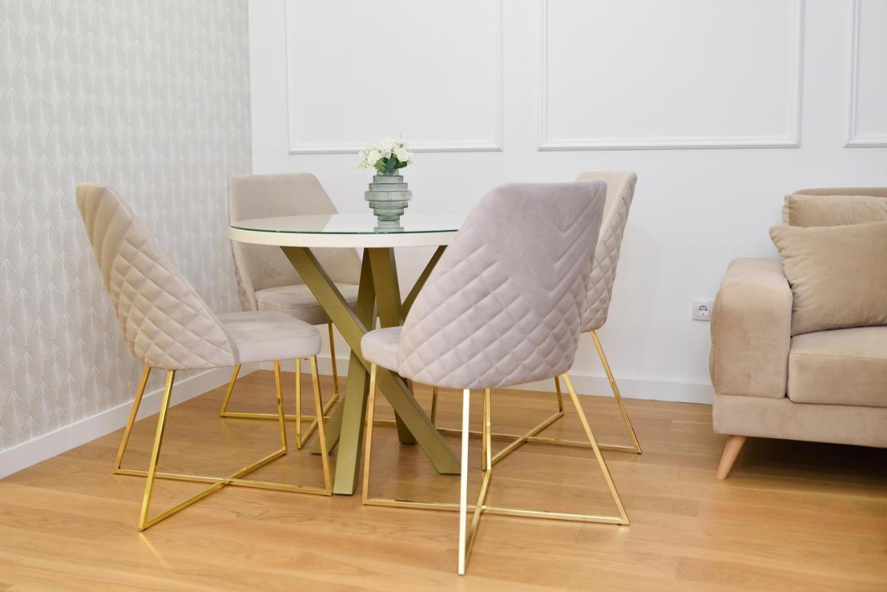 Divine & Delight Apartments Νόβι Σαντ Εξωτερικό φωτογραφία