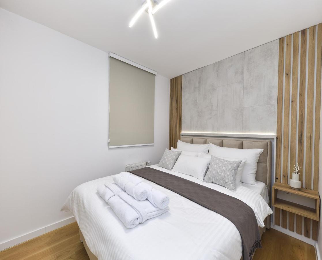 Divine & Delight Apartments Νόβι Σαντ Εξωτερικό φωτογραφία