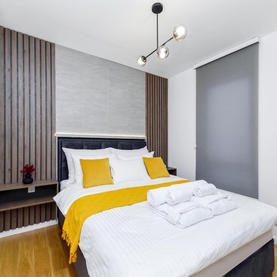 Divine & Delight Apartments Νόβι Σαντ Εξωτερικό φωτογραφία